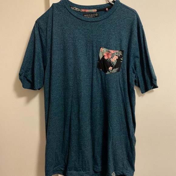 Free Planet XL T-Shirt - Picture 1 of 1